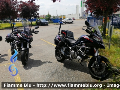 Ducati Multistrada 1260
Carabinieri
Nucleo Operativo Radiomobile
CC A7167
CC A7166
Parole chiave: Ducati Multistrada_1260 CCA7167 CCA7166