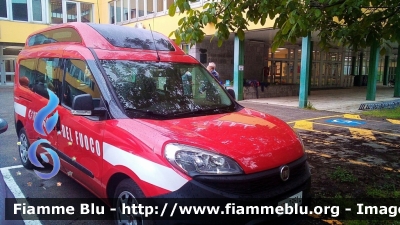 Fiat Doblò_XL_IVserie
Vigili del Fuoco
Comando Provinciale di Lodi
VF 28514
Parole chiave: Fiat Doblò_XL_IVserie VF28514