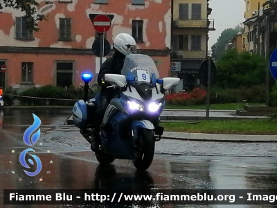 Yamaha FJR 1300 II serie
Polizia di Stato
Polizia Stradale
Allestimento Elevox
Moto '9'
POLIZIA G3110
in scorta al Giro d'Italia 2021
Parole chiave: Yamaha FJR_1300_IIserie giro_italia_2021