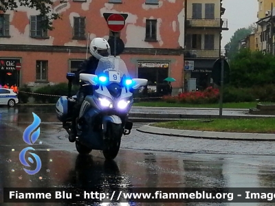 Yamaha FJR 1300 II serie
Polizia di Stato
Polizia Stradale
Allestimento Elevox
Moto '9'
POLIZIA G3110
in scorta al Giro d'Italia 2021
Parole chiave: Yamaha FJR_1300_IIserie giro_italia_2021