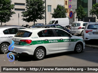 Fiat Nuova Tipo
Polizia Locale
Comune di Milano
Reparto Radio Mobile
Allestimento Focaccia
Polizia Locale YA 887 AB
Parole chiave: Fiat Nuova_Tipo PoliziaLocaleYA887AB