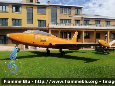 Aermacchi MB-326
Aeronautica Militare Italiana
5° Stormo
Esposto presso il Dipartimento di Ingegneria Aerospaziale del Politecnico di Milano
Campus Bovisa
MM54277
Parole chiave: Aermacchi MB-326