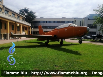 Aermacchi MB-326
Aeronautica Militare Italiana
5° Stormo
Esposto presso il Dipartimento di Ingegneria Aerospaziale del Politecnico di Milano
Campus Bovisa
MM54277
Parole chiave: Aermacchi MB-326