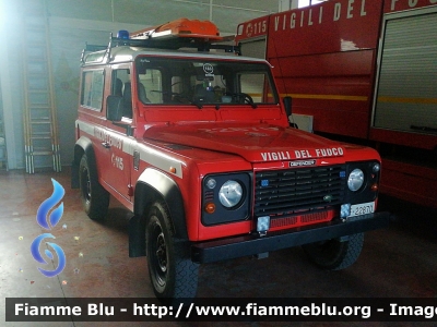 Land Rover Defender 90
Vigili del Fuoco
Comando Provinciale di Savona
Distaccamento Permanente di Finale Ligure (SV)
VF 22870
Parole chiave: Land-Rover Defender_90 VF22870