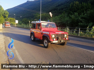 Land Rover Defender 90
Vigili del Fuoco
Comando Provinciale di Savona
Distaccamento Permanente di Finale Ligure (SV)
VF 21534
Parole chiave: Land-Rover Defender_90 VF21534