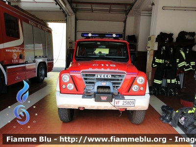 Iveco Massif Pickup
Vigili Del Fuoco
Comando Provinciale di Lodi
Distaccamento Volontario di Sant'Angelo Lodigiano
Allestimento Iveco-Magirus
Ricondizionato Fortini
VF 25809
Parole chiave: Iveco Massif_Pickup VF25809