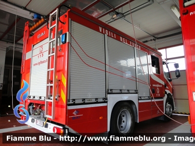 Volvo FL280 III serie
Vigili Del Fuoco
Comando Provinciale di Lodi
Distaccamento Volontario di Sant'Angelo Lodigiano
AutoPompaSerbatoio allestimento Bai
VF 25627
Parole chiave: Volvo FL280_IIIserie VF25627