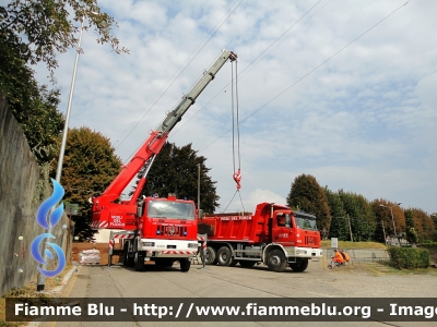 Astra HD7/c 64.40
Vigili del Fuoco
Comando Provinciale di Piacenza
G.O.S. (Gruppo Operativo Speciale)
Emilia Romagna
Allestimento Andreoli
VF 21763
Parole chiave: Astra HD7/c_64.40 VF21763