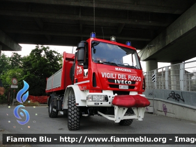 Iveco EuroCargo 150E30 4x4 III serie
Vigili del Fuoco
Comando Provinciale di Piacenza
Autocarro Scarrabile Allestimento Magirus-Molinari
VF 28223
Parole chiave: Iveco EuroCargo_150E30_4x4_IIIserie VF28223