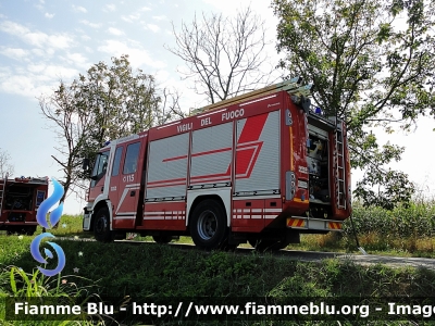 Iveco Stralis AF190S40 I serie
Vigili del Fuoco
Comando Provinciale di Lodi
AutoPompaSerbatoio
Allestito Iveco-Magirus
VF 23410
Parole chiave: Iveco Stralis_AF190S40_Iserie VF23410