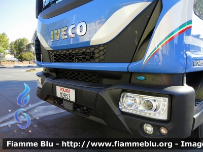 Iveco EuroCargo 120-220L IV serie
Polizia di Stato
Allestimento Isoli
Decorazione Grafica Artlantis
POLIZIA M2853
Parole chiave: Iveco EuroCargo_120-220L_IVserie POLIZIAM2853