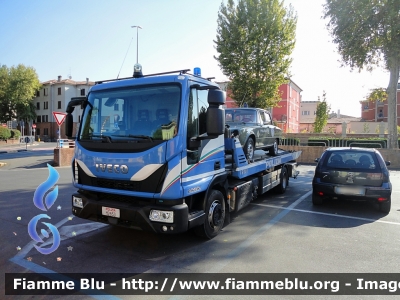 Iveco EuroCargo 120-220L IV serie
Polizia di Stato
Allestimento Isoli
Decorazione Grafica Artlantis
POLIZIA M2853
Parole chiave: Iveco EuroCargo_120-220L_IVserie POLIZIAM2853