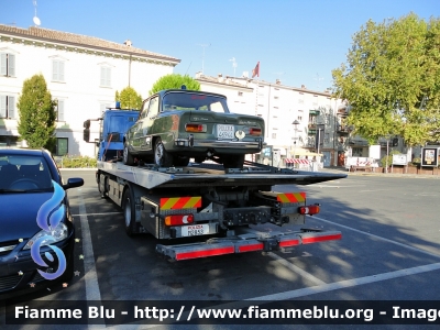 Iveco EuroCargo 120-220L IV serie
Polizia di Stato
Allestimento Isoli
Decorazione Grafica Artlantis
POLIZIA M2853
Parole chiave: Iveco EuroCargo_120-220L_IVserie POLIZIAM2853