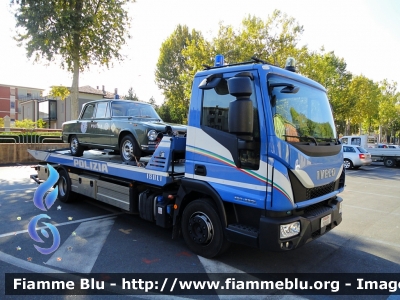 Iveco EuroCargo 120-220L IV serie
Polizia di Stato
Allestimento Isoli
Decorazione Grafica Artlantis
POLIZIA M2853
Parole chiave: Iveco EuroCargo_120-220L_IVserie POLIZIAM2853