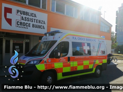 Fiat Ducato X290
P.A. Croce Bianca Piacenza
Allestimento Vision
Donato per emergenza Covid-19
Parole chiave: Fiat Ducato_X290 Ambulanza