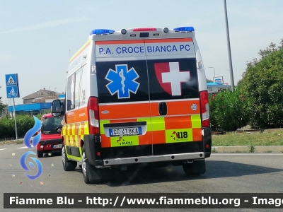 Fiat Ducato X290
P.A. Croce Bianca Piacenza
Allestimento Vision
Donato per emergenza Covid-19
Parole chiave: Fiat Ducato_X290 Ambulanza