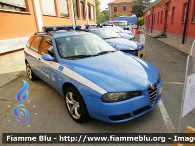 Alfa-Romeo 156 Sportwagon Q4 II serie
Polizia di Stato
Polizia Stradale
POLIZIA F4079
*Conservata presso il Museo dell'Autocentro della Polizia di Stato di Milano*
Parole chiave: Alfa-Romeo 156_Sportwagon_Q4_IIserie POLIZIAF4079 70esimo_autocentro_milano