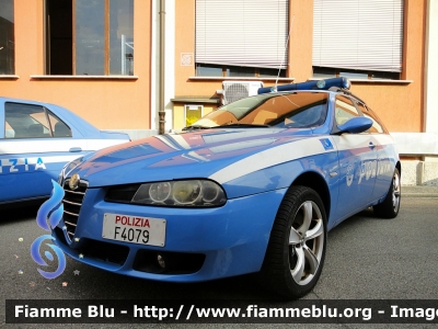 Alfa-Romeo 156 Sportwagon Q4 II serie
Polizia di Stato
Polizia Stradale
POLIZIA F4079
*Conservata presso il Museo dell'Autocentro della Polizia di Stato di Milano*
Parole chiave: Alfa-Romeo 156_Sportwagon_Q4_IIserie POLIZIAF4079 70esimo_autocentro_milano