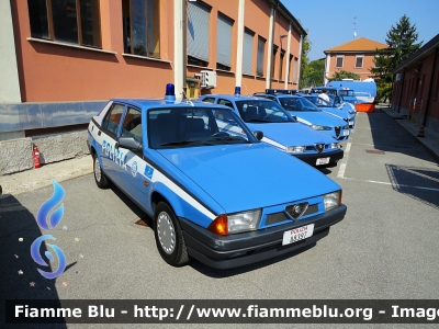 Alfa Romeo 75 II serie
Polizia di Stato
Polizia Stradale
Esemplare conservato presso il Museo Autocentro Milano Polizia di Stato
POLIZIA A8397
Parole chiave: Alfa-Romeo 75_IIserie POLIZIAA8397 70esimo_autocentro_milano