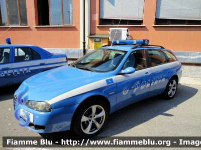 Alfa-Romeo 156 Sportwagon Q4 II serie
Polizia di Stato
Polizia Stradale
POLIZIA F4079
*Conservata presso il Museo dell'Autocentro della Polizia di Stato di Milano*
Parole chiave: Alfa-Romeo 156_Sportwagon_Q4_IIserie POLIZIAF4079 70esimo_autocentro_milano