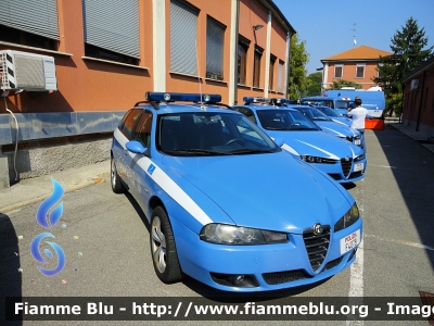 Alfa-Romeo 156 Sportwagon Q4 II serie
Polizia di Stato
Polizia Stradale
POLIZIA F4079
*Conservata presso il Museo dell'Autocentro della Polizia di Stato di Milano*
Parole chiave: Alfa-Romeo 156_Sportwagon_Q4_IIserie POLIZIAF4079 70esimo_autocentro_milano