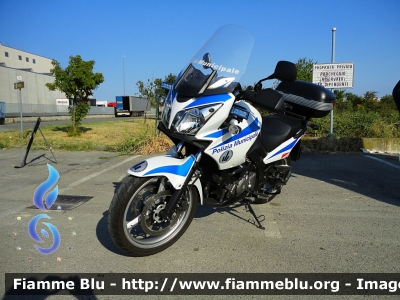 Suzuki V-Strom 650
Polizia Municipale 
Comune di Piacenza
Allestimento Bertazzoni
Polizia Locale YA 01253
Parole chiave: Suzuki V-Strom_650 PoliziaLocaleYA01253