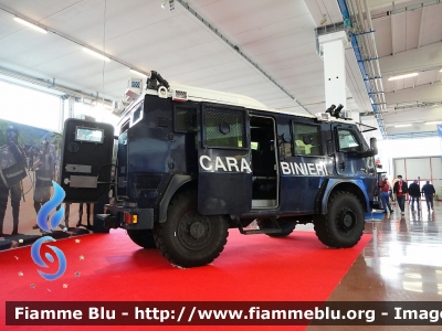 Iveco RG12 Nyala
Carabinieri 
III Reg. Lombardia
In esposizione al REAS 2021
CC BU 015
Parole chiave: Iveco RG12_Nyala CCBU015 Reas_2021