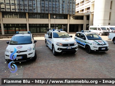 Fiat Nuova Panda 4x4 II serie
Guardie Ecologiche Volontarie
Prov. di Reggio Emilia
Coordinamento Prov.le Protezione Civile
Vigilanza AIB
Parole chiave: Fiat Nuova_Panda_4x4_IIserie