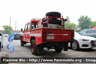 Land Rover Defender 130
Vigili del Fuoco
Comando Provinciale di Bologna
Distaccamento Permanente di Imola
VF 22049
Parole chiave: Land-Rover Defender_130 VF22049 Eima_2021