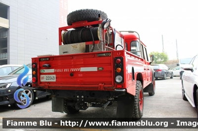 Land Rover Defender 130
Vigili del Fuoco
Comando Provinciale di Bologna
Distaccamento Permanente di Imola
VF 22049
Parole chiave: Land-Rover Defender_130 VF22049 Eima_2021