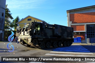 MLRS 
Esercito Italiano
Lanciarazzi Multiplo Semovente
EI 118317

Fotografato presso il Polo di Mantenimento Pesante Nord di Piacenza in occasione del 04 Novembre 2021
Parole chiave: MLRS EI118317 festa_forze_armate_2021