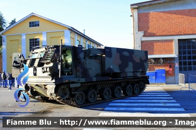 MLRS 
Esercito Italiano
Lanciarazzi Multiplo Semovente
EI 118317

Fotografato presso il Polo di Mantenimento Pesante Nord di Piacenza in occasione del 04 Novembre 2021
Parole chiave: MLRS EI118317 festa_forze_armate_2021