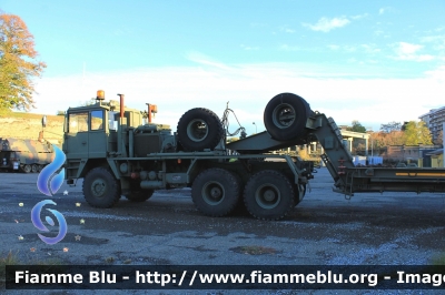 Fiat Iveco 320 PTM 45
Esercito Italiano

Fotografato presso il Polo di Mantenimento Pesante Nord di Piacenza in occasione del 04 Novembre 2021
Parole chiave: Fiat Iveco_320_PTM_45 festa_forze_armate_2021