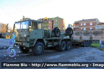 Fiat Iveco 320 PTM 45
Esercito Italiano

Fotografato presso il Polo di Mantenimento Pesante Nord di Piacenza in occasione del 04 Novembre 2021
Parole chiave: Fiat Iveco_320_PTM_45 festa_forze_armate_2021