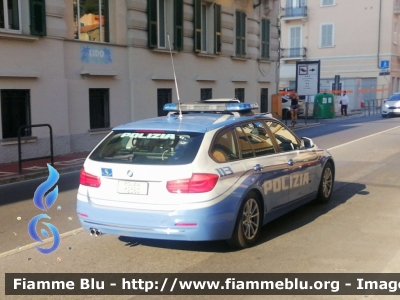 BMW 318 Touring F31 II restyle
Polizia di Stato
Polizia Stradale
Allestimento Focaccia
Decorazione Grafica Artlantis
POLIZIA M2560
Parole chiave: BMW 318_Touring_F31_IIrestyle POLIZIAM2560