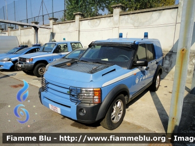 Land Rover Discovery 3
Polizia di Stato 
Reparto Mobile
Versione Blindata
POLIZIA F9805
Parole chiave: Land-Rover Discovery_4 POLIZIAF9805 70esimo_autocentro_milano