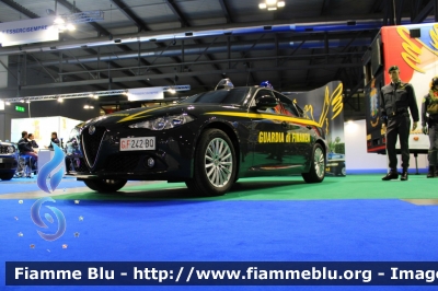 Alfa Romeo Nuova Giulia
Guardia di Finanza
Allestimento FCA
GdiF 242 BQ

Esposta alla fiera della Sicurezza di Milano 2021
Parole chiave: Alfa-Romeo Nuova_Giulia GdiF242BQ fiera_sicurezza_2021_milano