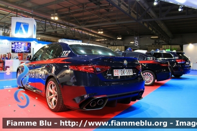 Alfa-Romeo Nuova Giulia Quadrifoglio
Carabinieri
Nucleo Operativo e Radiomobile
CC DK 555

Esposta alla fiera della Sicurezza di Milano 2021
Fotografata insieme ad AR Nuova Giulia RMB
Parole chiave: Alfa-Romeo Nuova_Giulia_Quadrifoglio CCDK555 CCEE341 fiera_sicurezza_2021_milano