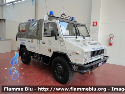 Iveco VM90
Protezione Civile
Gruppo Vega 
San Giorgio Piacentino (PC)
Carroradio/Carro Emergenza Idro

Esposto al Reas 2021
Parole chiave: Iveco VM90 Reas_2021