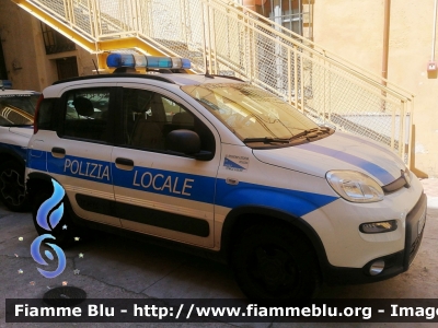 Fiat Nuova Panda 4x4 II serie
Polizia Locale Finale Ligure (SV)
Allestita Focaccia
POLIZIA LOCALE
YA 489 AK
Parole chiave: Fiat Nuova_Panda_4x4_IIserie POLIZIALOCALEYA489AK