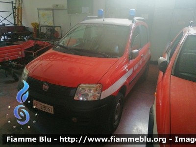 Fiat Nuova Panda 4x4 I serie
Vigili del Fuoco
Comando Provinciale di Savona
Distaccamento Permanente di Finale Ligure (SV)
Ex Corpo Forestale dello Stato
VF 29031
Parole chiave: Fiat Nuova_Panda_4x4_Iserie VF29031