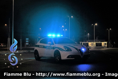 Alfa Romeo Nuova Giulietta restyle
Polizia Locale Codogno (LO)
Allestita Bertazzoni
POLIZIA LOCALE YA 458 AP
Parole chiave: Alfa-Romeo Nuova_Giulietta_restyle POLIZIALOCALEYA458AP