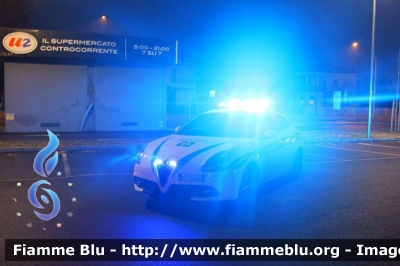 Alfa Romeo Nuova Giulietta restyle
Polizia Locale Codogno (LO)
Allestita Bertazzoni
POLIZIA LOCALE YA 458 AP
Parole chiave: Alfa-Romeo Nuova_Giulietta_restyle POLIZIALOCALEYA458AP