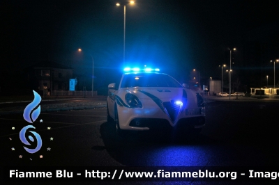 Alfa Romeo Nuova Giulietta restyle
Polizia Locale Codogno (LO)
Allestita Bertazzoni
POLIZIA LOCALE YA 458 AP
Parole chiave: Alfa-Romeo Nuova_Giulietta_restyle POLIZIALOCALEYA458AP