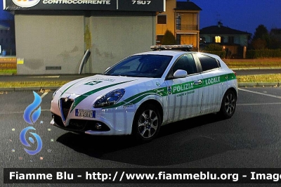 Alfa Romeo Nuova Giulietta restyle
Polizia Locale Codogno (LO)
Allestita Bertazzoni
POLIZIA LOCALE YA 458 AP
Parole chiave: Alfa-Romeo Nuova_Giulietta_restyle POLIZIALOCALEYA458AP