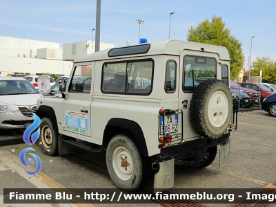 Land Rover Defender 90
Protezione Civile
Regione Emilia Romagna
Colonna Mobile Regionale
Parole chiave: Land-Rover Defender_90