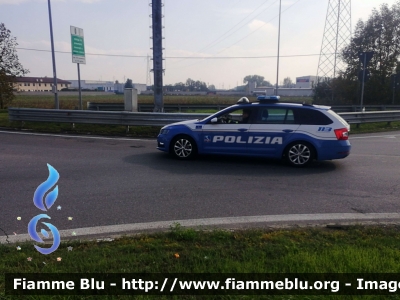 Skoda Octavia V serie
Polizia di Stato
Polizia Autostradale in servizio sulla rete Autostrade per l'Italia SPA
Allestimento Focaccia
Decorazione Grafica Artlantis
Parole chiave: Skoda Octavia_Vserie mille_miglia_2020