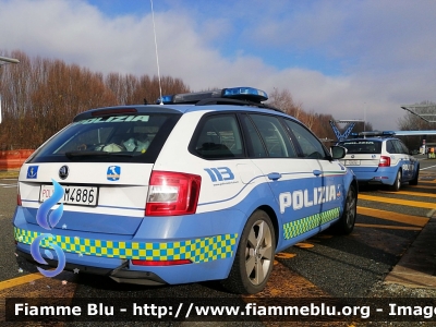 Skoda Octavia Wagon V serie
Polizia di Stato
Polizia Autostradale in servizio sulla rete Autostrade per l'Italia
Allestimento Focaccia
Decorazione Grafica Artlantis
Con nuova decorazione
POLIZIA M4886
Parole chiave: Skoda Octavia_Wagon_Vserie POLIZIAM4886 