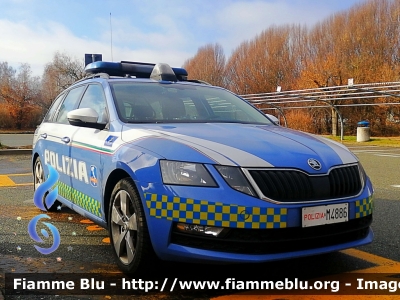 Skoda Octavia Wagon V serie
Polizia di Stato
Polizia Autostradale in servizio sulla rete Autostrade per l'Italia
Allestimento Focaccia
Decorazione Grafica Artlantis
Con nuova decorazione
POLIZIA M4886
Parole chiave: Skoda Octavia_Wagon_Vserie POLIZIAM4886 