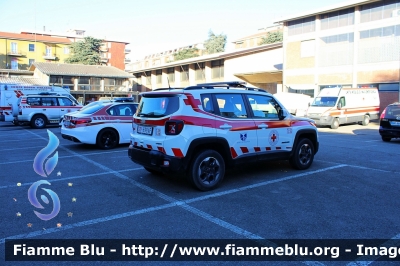 Mezzi
Croce Rossa Italiana
Comitato di Piacenza
Fotografati in occasione della firma per la convenzione di Protezione Civile Bassa Val Trebbia
